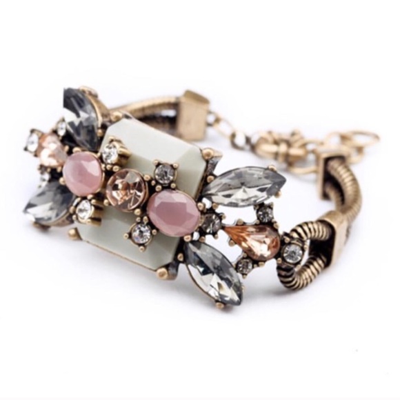J. Crew Jewelry - Lovely vintage bracelet