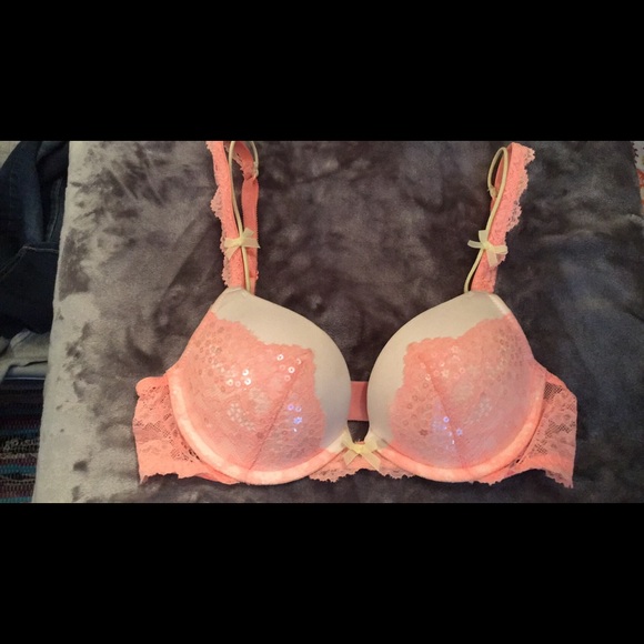Victoria's Secret dream Angels bra