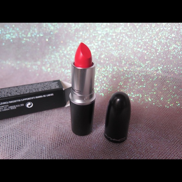 MAC Limited Edition Lipstick - Toxic Tale