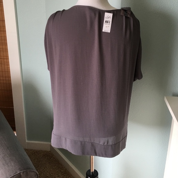 Sleeves top with beaded detail - Picture 3 of 4