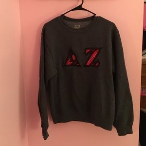 Delta Zeta lettered sweatshirt