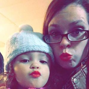 Meet your Posher, Stephanie