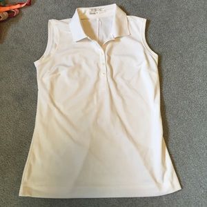 Sleeveless shirt