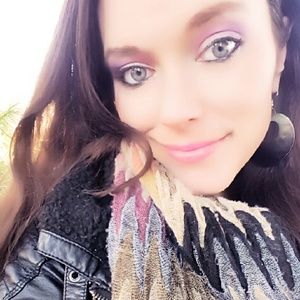 Meet your Posher, Brandy