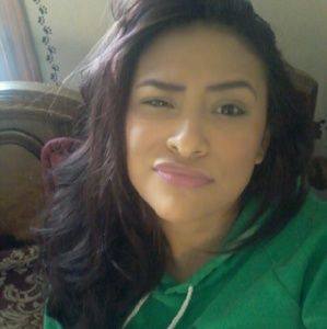 Meet your Posher, Evelyn