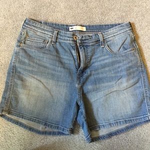 Levi's shorts