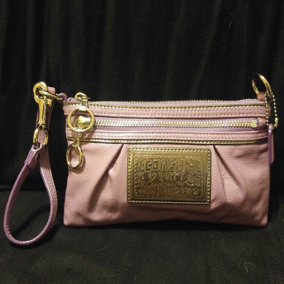 Coach Poppy Wristlet