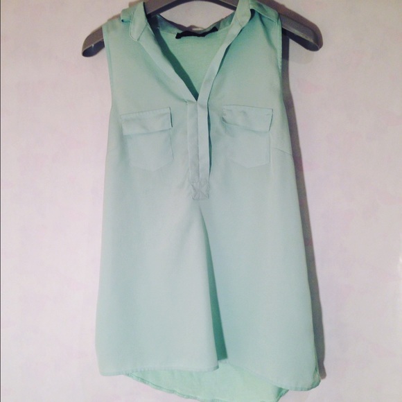 The Limited sleeveless blouse