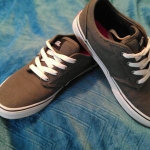 Unisex vans size 4.5