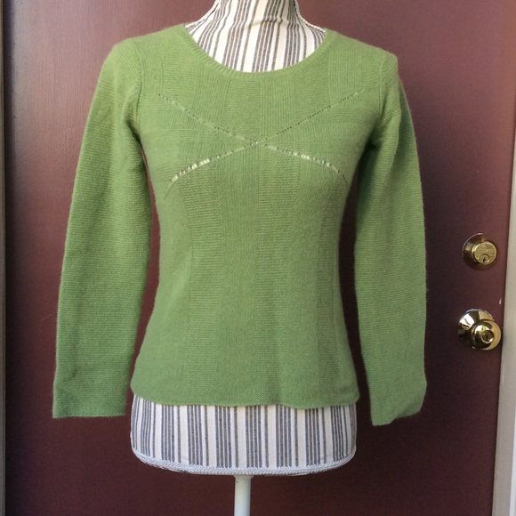 Max Studio 100% Cashmere Green Scoopneck Sweater