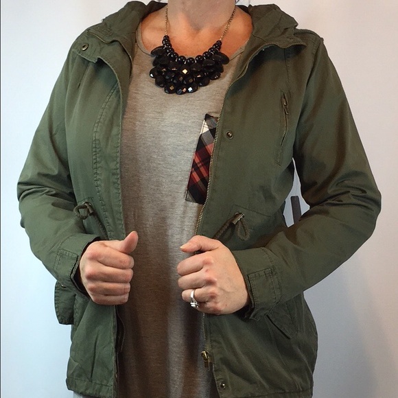 Size L💕Olive Army Hooded Utility Jacket - Picture 2 of 3