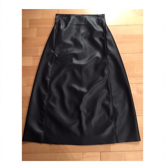 H&M Dresses & Skirts - H&M Faux leather aline skirt