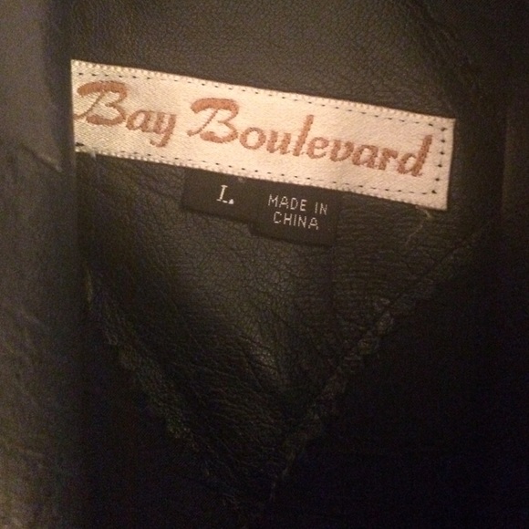 PREP AHEAD OF TIME😊GENUINE LEATHER MID Vintage - Picture 2 of 3