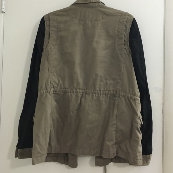 Color Block Jacket - Picture 2 of 3