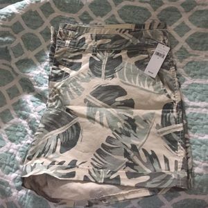 Gap Palm Print Shorts