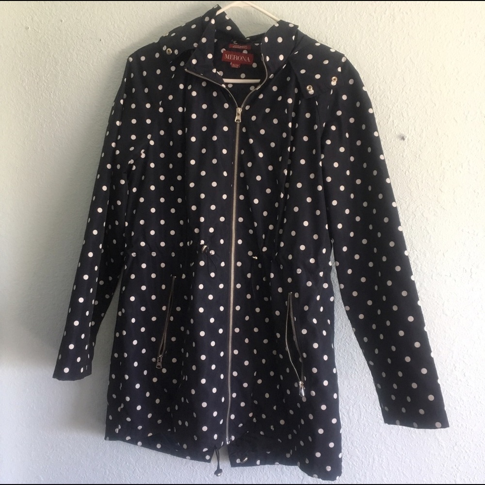 Nwot polka dot jacket water proof XL