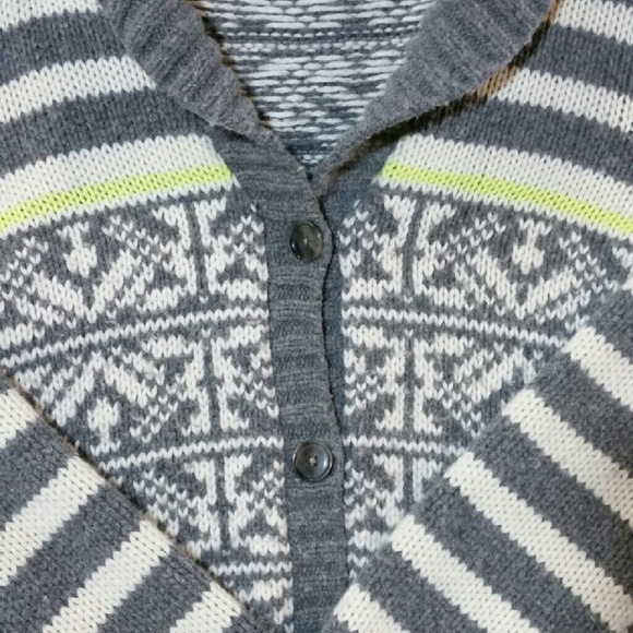 Gap button up sweater women's size Large