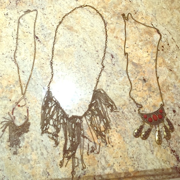 Bundle of necklaces