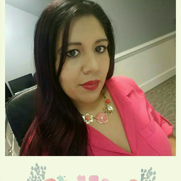 Meet your Posher, Ednita - Picture 2 of 3