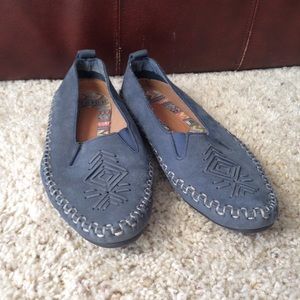 Hush Puppies Moccasins size 8