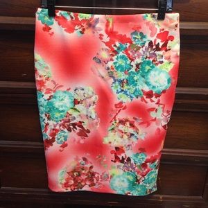 floral fitted pencil skirt