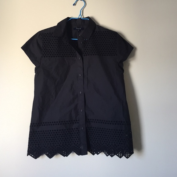Made well button down. Black