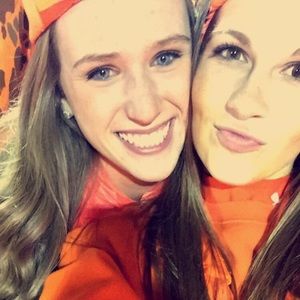 Meet your Posher, Brooke