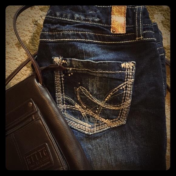 Maurice's Dark Wash Jeans 9/10 short