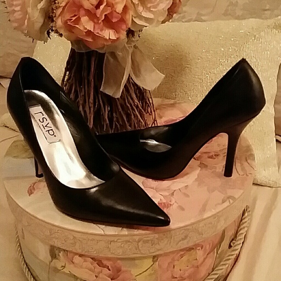 RSVP.  Black 4" pumps