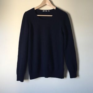 100% Cashmere sweater. Super soft! Uniqlo