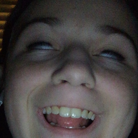 Meet your Posher, Brooke - Picture 2 of 3