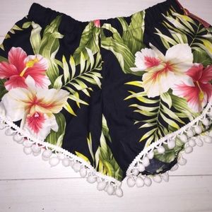 wonderland honolulu shorts😍
