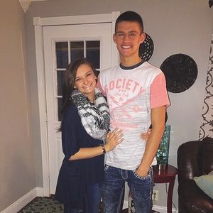 Meet your Posher, Chase