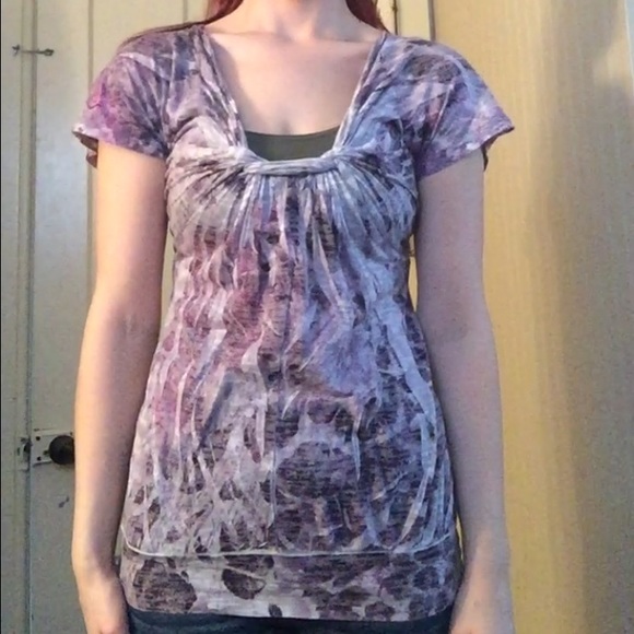 Buckle top
