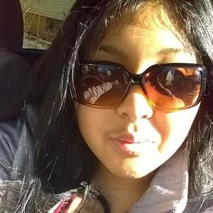 Meet your Posher, Aracely