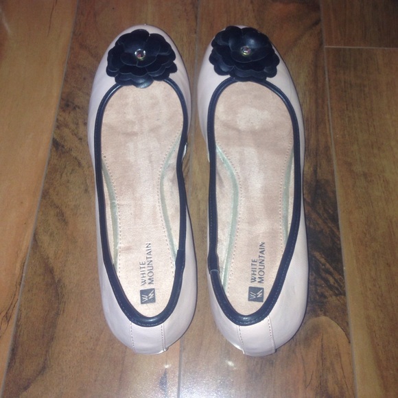 Light Pink Ballet Flats