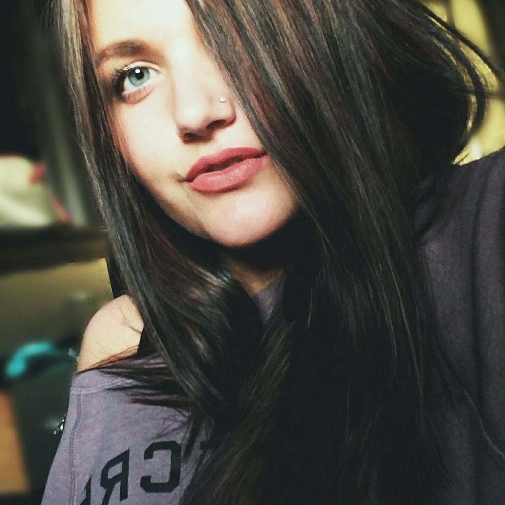 Meet your Posher, Kaylee