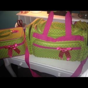 Suite case & matching cosmetic case