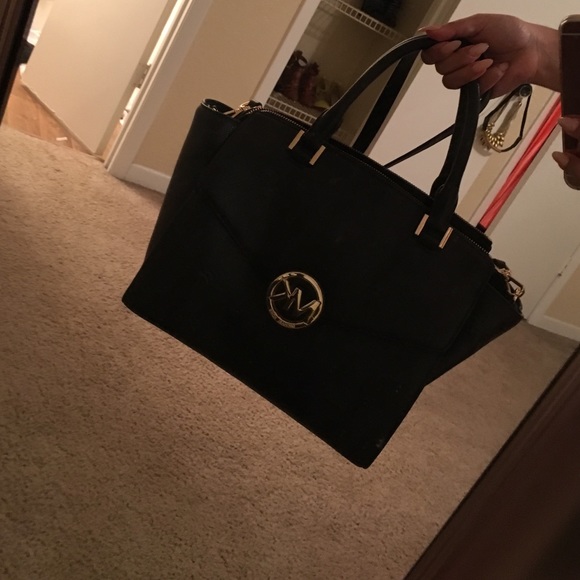 Michael Kors medium satchel ONLY - Picture 3 of 4