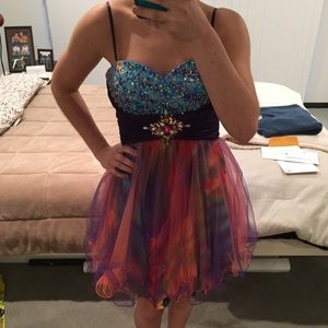 Dave and Johnny embellished sweetheart party dress