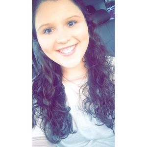 Meet your Posher, Mallory