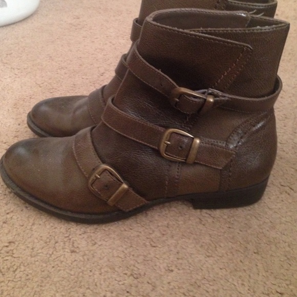Brown boots