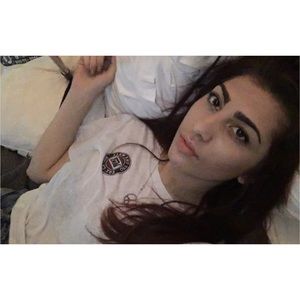 Meet your Posher, Haylee