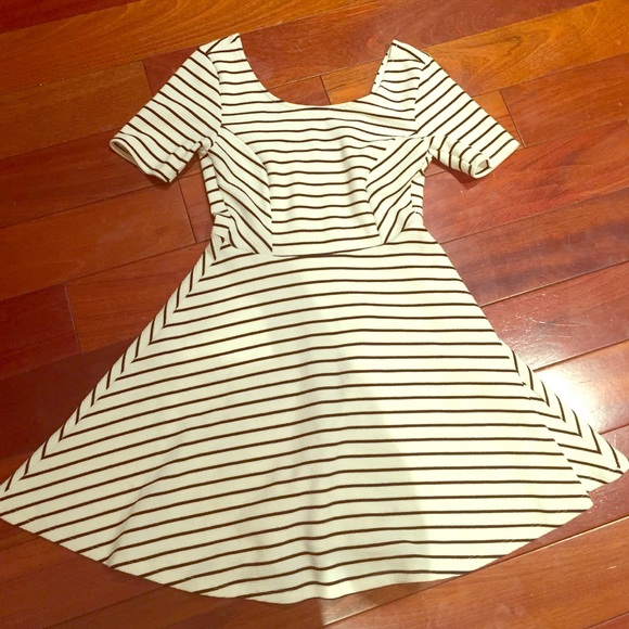 Flowy classy dress