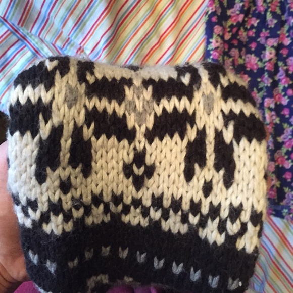Knit scarf - Picture 2 of 3
