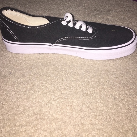 Selling Black Vans Authentic Core Classic