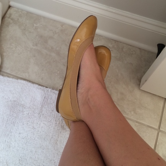 Banana republic flats