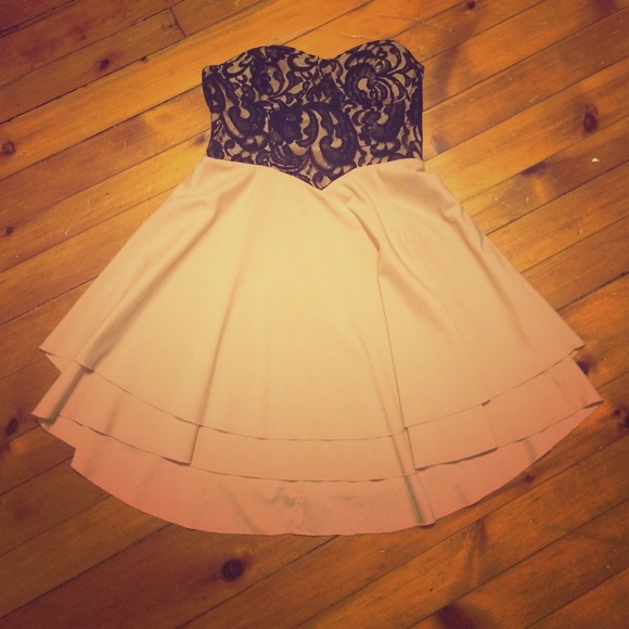 Lace black and pink strapless dress large EUC