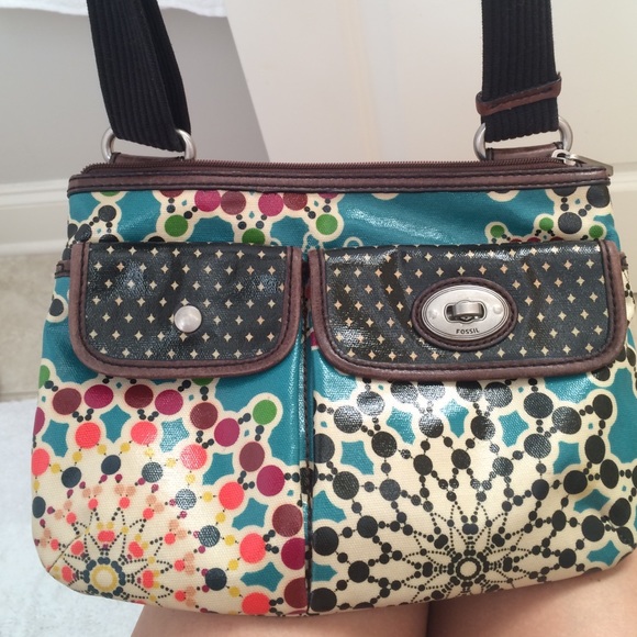 Fossil purse