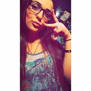 Meet your Posher, Nina